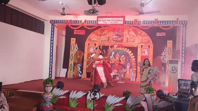 Gallery image 150